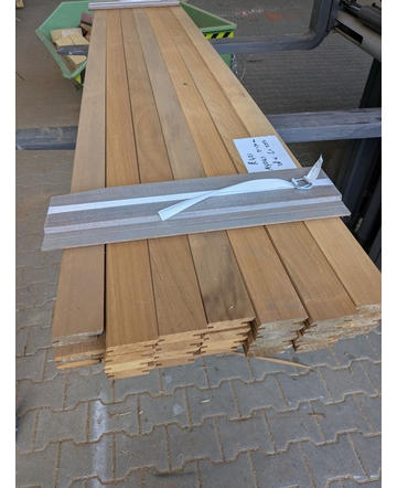 R421 - 4,4 qm glattgehobelte Diele, 21x70mm A/B Sortierung